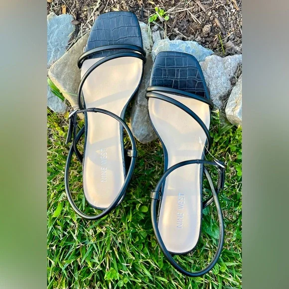 Nine West!😎Grayce 3-block heel sandals/blk-size-10 - Picture 3 of 10